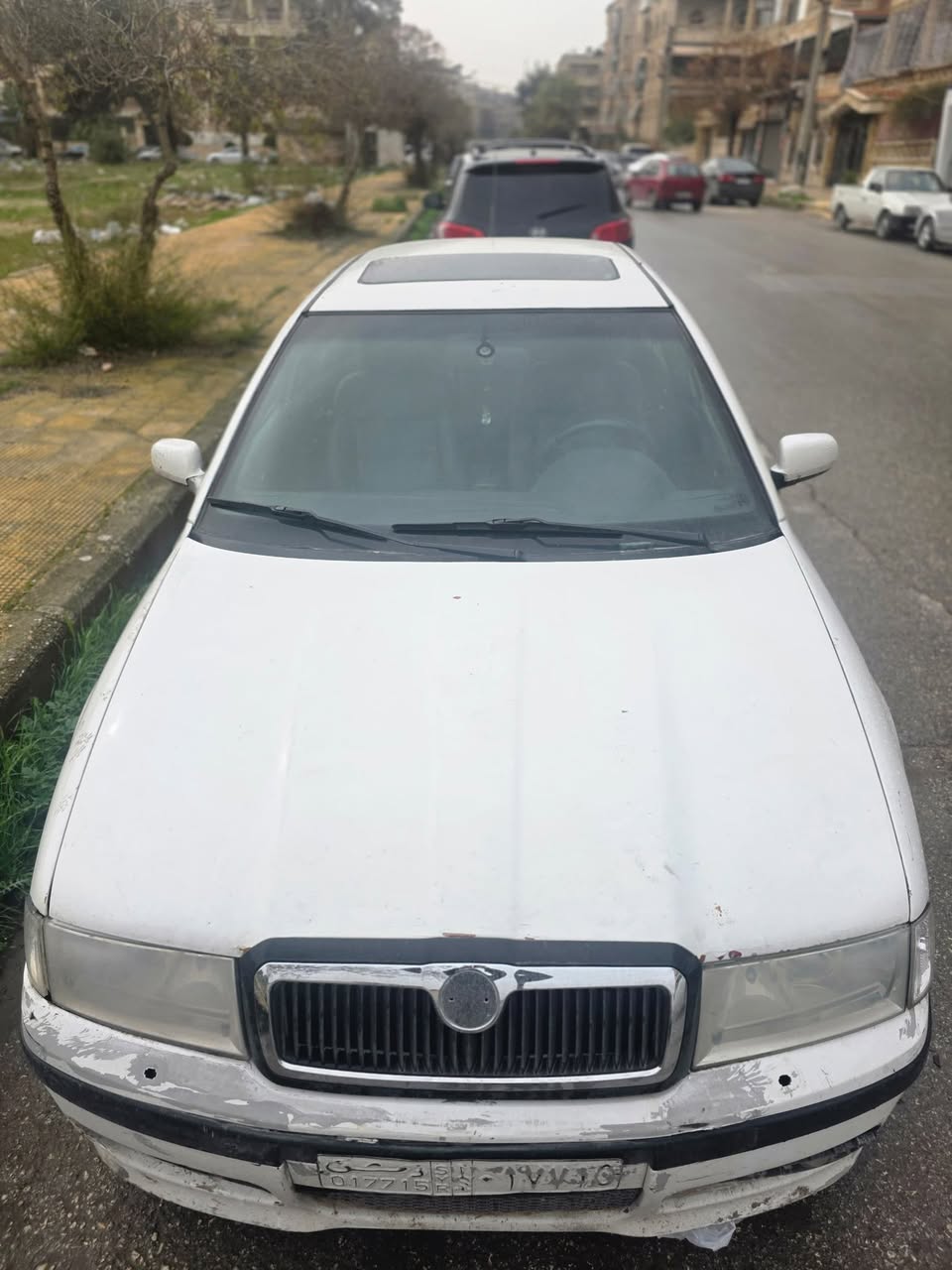 سكودا أوكتافيا 2004 - صورة 3