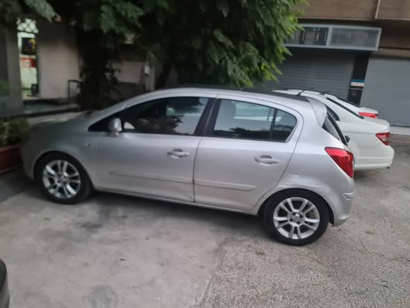 اوبل كورسا 2007 - صورة 3