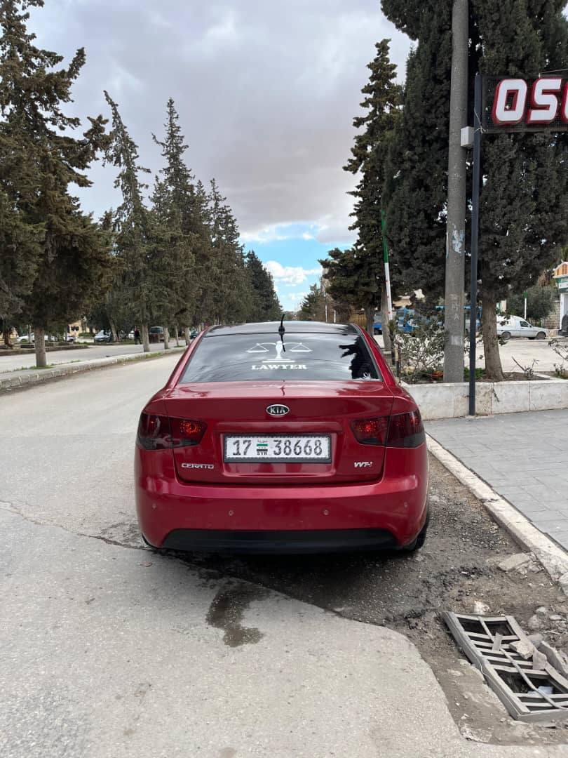 كيا فورتي 2009 - صورة 2