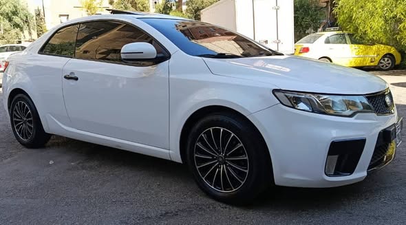 كيا فورتي كوبيه 2012 - صورة 3