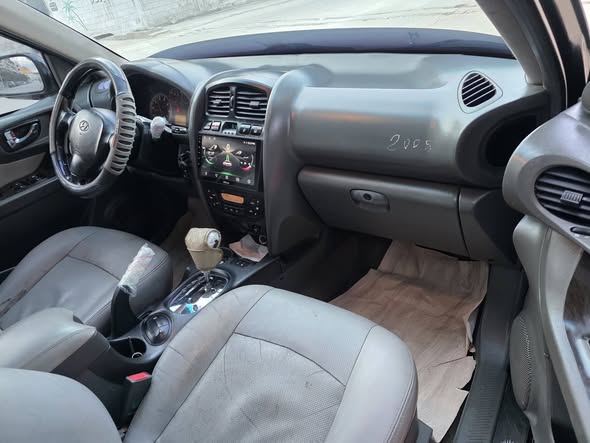 هيونداي سانتافي 2005 - صورة 2