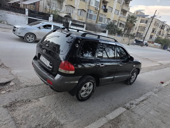 هيونداي سانتافي 2005 - صورة 3