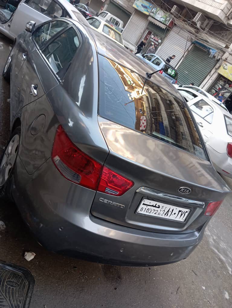 كيا سيراتو 2010 - صورة 4