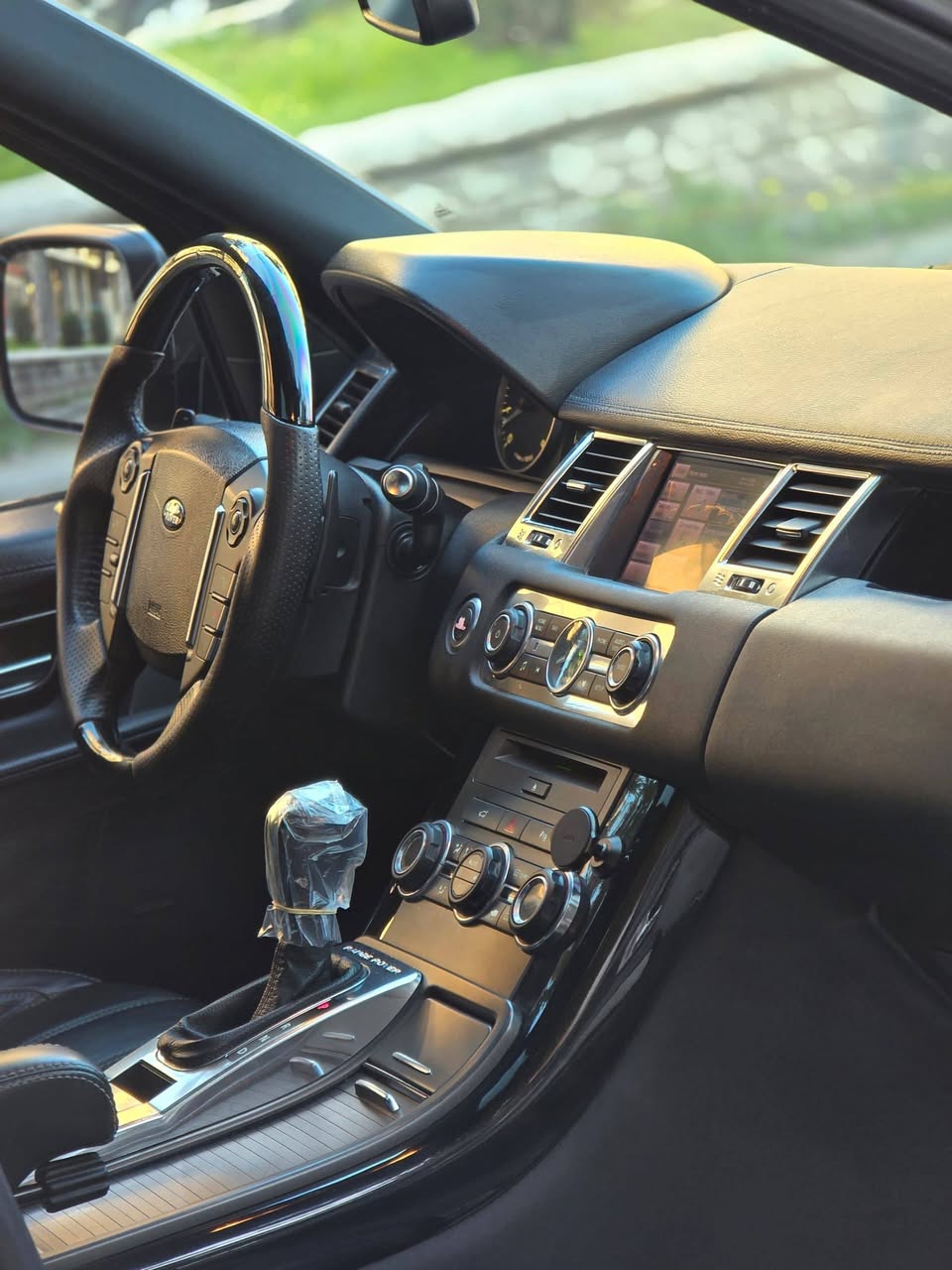 رانج روفر سبورت 2013 - صورة 4