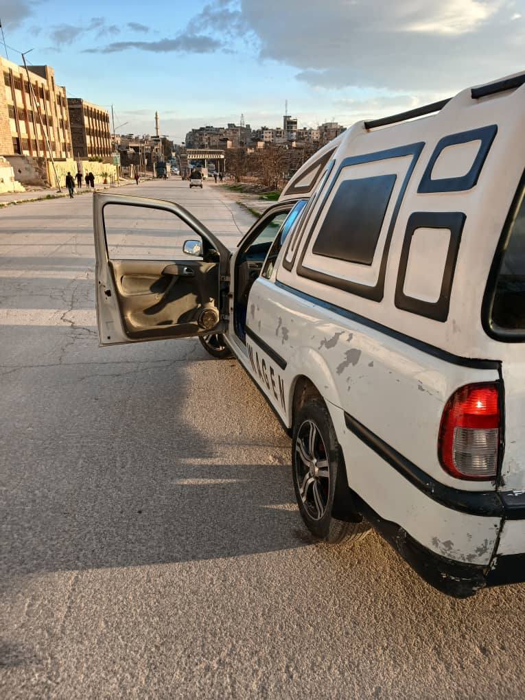 Volkswagen Safira 2005 - صورة 4