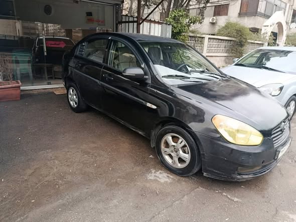 هونداي اكسنت 2010 - صورة 4