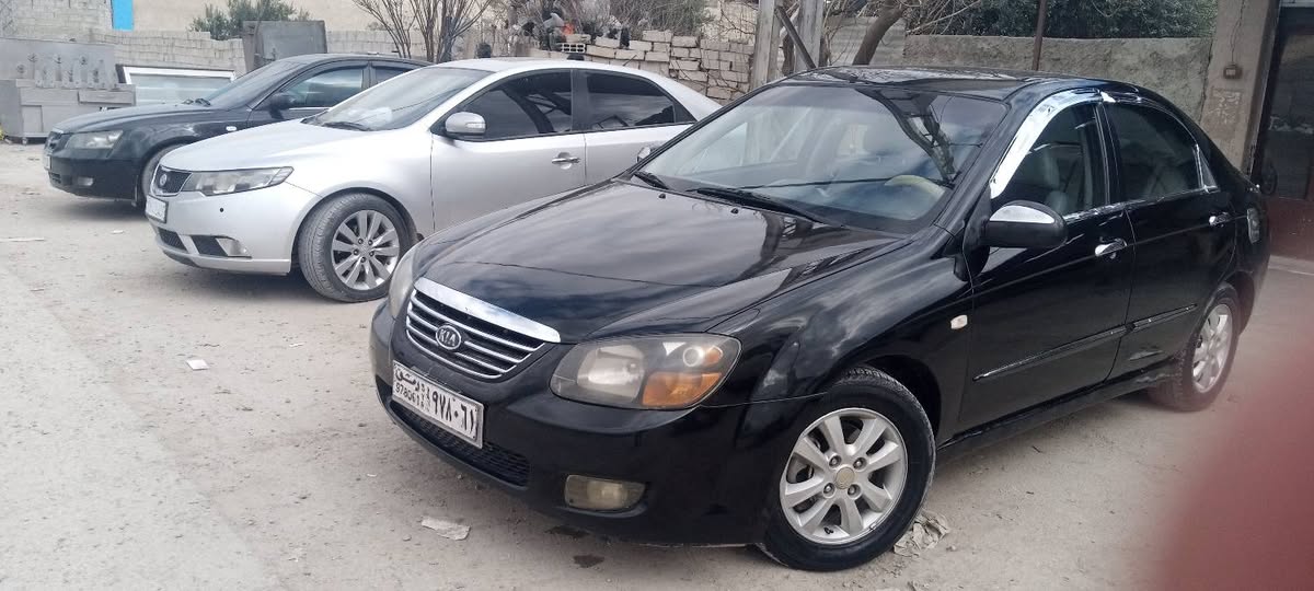 كيا سيراتو 2008 - صورة 3