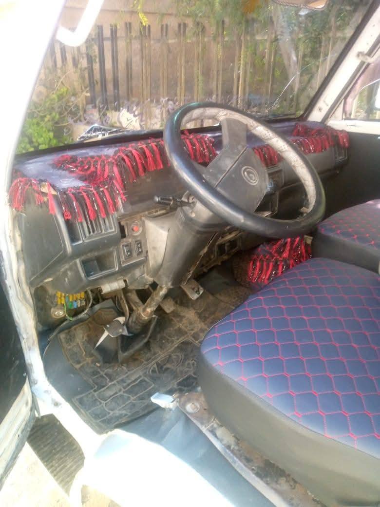 مازدا 95 1995 - صورة 3