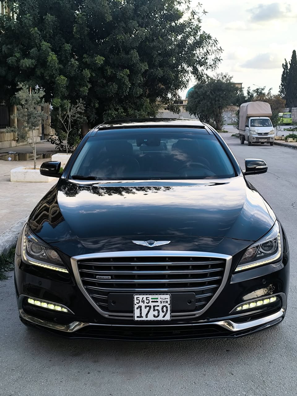 جنسس جي 80 2015 - صورة 2