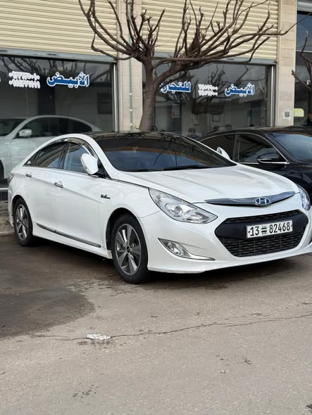 هيونداي سوناتا 2012 - صورة 1