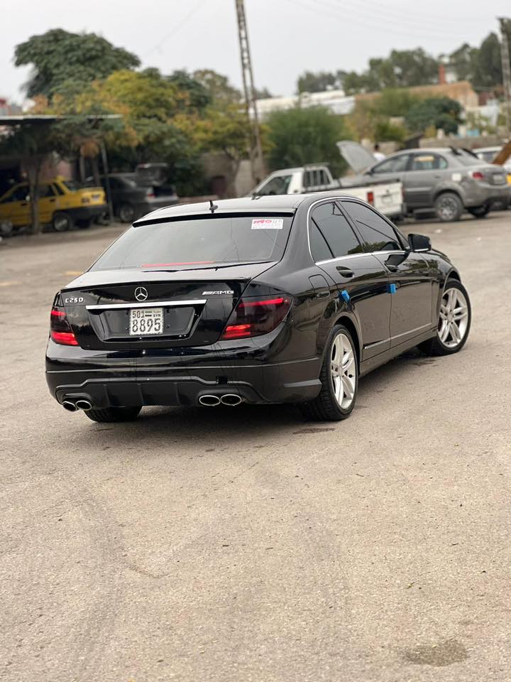 مرسيدس c250 2012 - صورة 4
