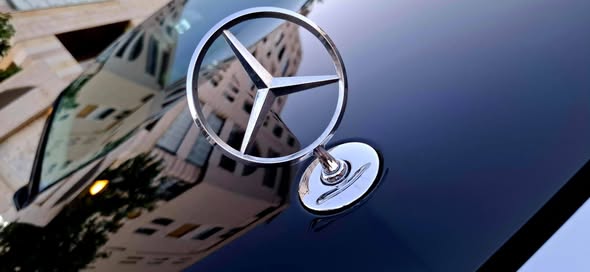 مرسيدس E300 2012 - صورة 1