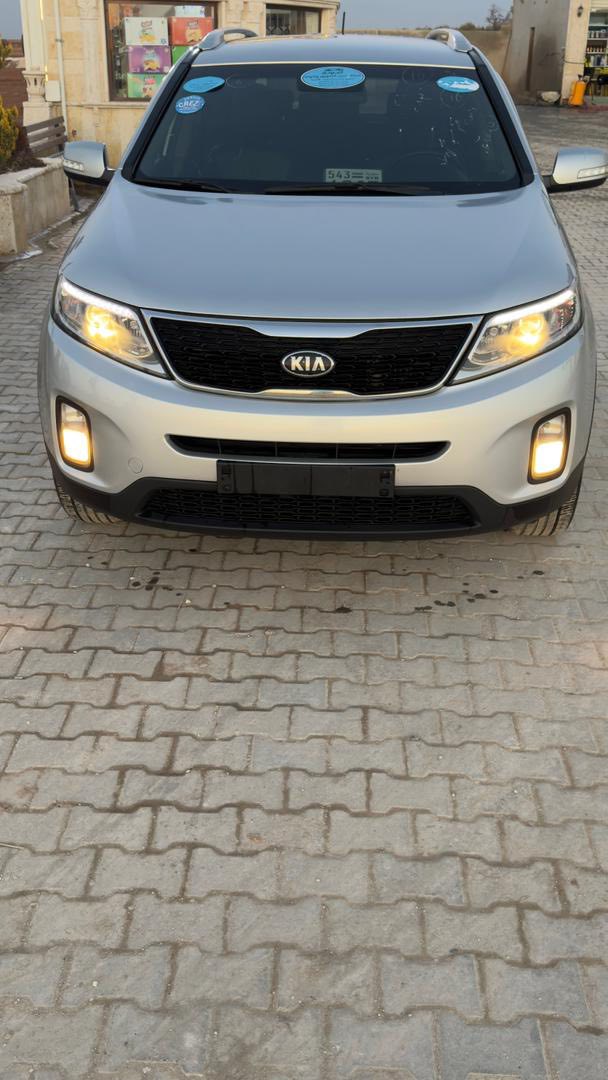 كيا سورينتو 2013 - صورة 2