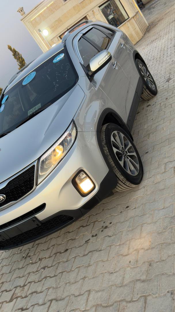 كيا سورينتو 2013 - صورة 4