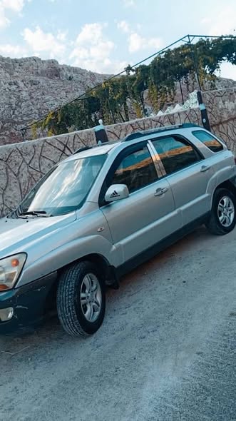 كيا سبورتاج 2006 - صورة 2