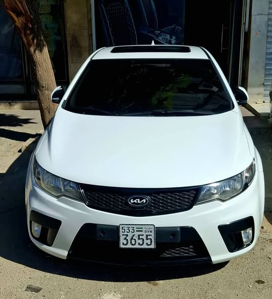 كيا فورتي 2013 - صورة 1