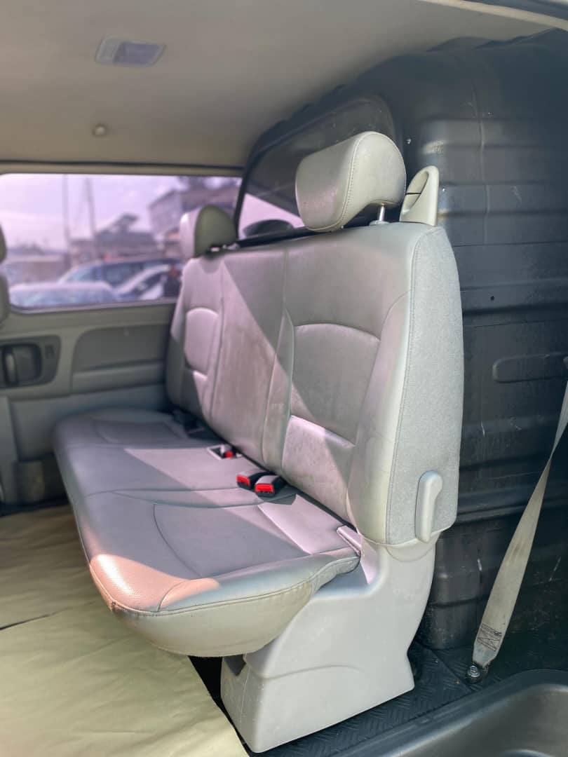 Hyundai H-1 2012 - صورة 5