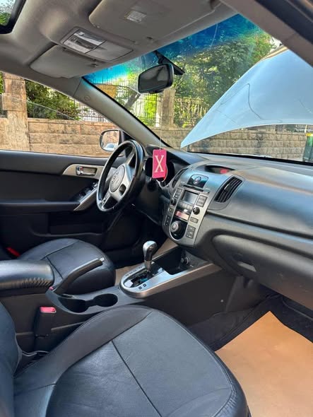 كيا فورتي 2011 - صورة 1