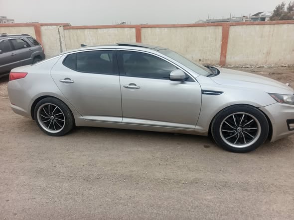 كيا اوبتيما 2012 - صورة 3