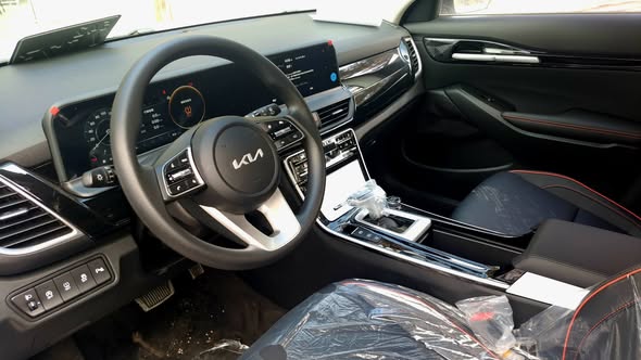 كيا سيلتوس 2025 - صورة 2