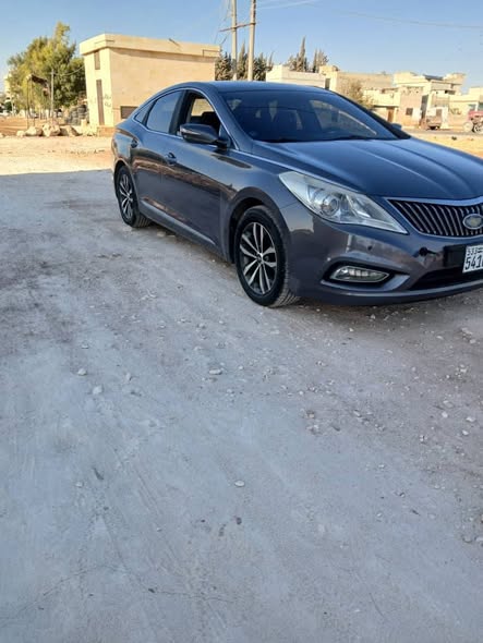 هيونداي أزيرا 2011 - صورة 4