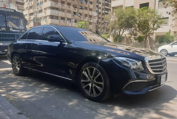 مرسيدس E300 2017 - صورة 1