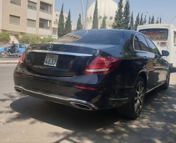 مرسيدس E300 2017 - صورة 2