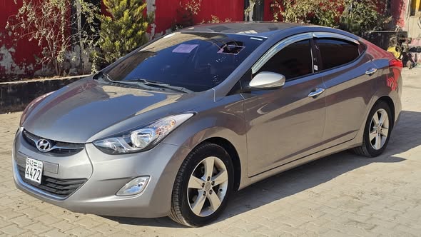 هيونداي إلنترا / أفانتي 2012 - صورة 1