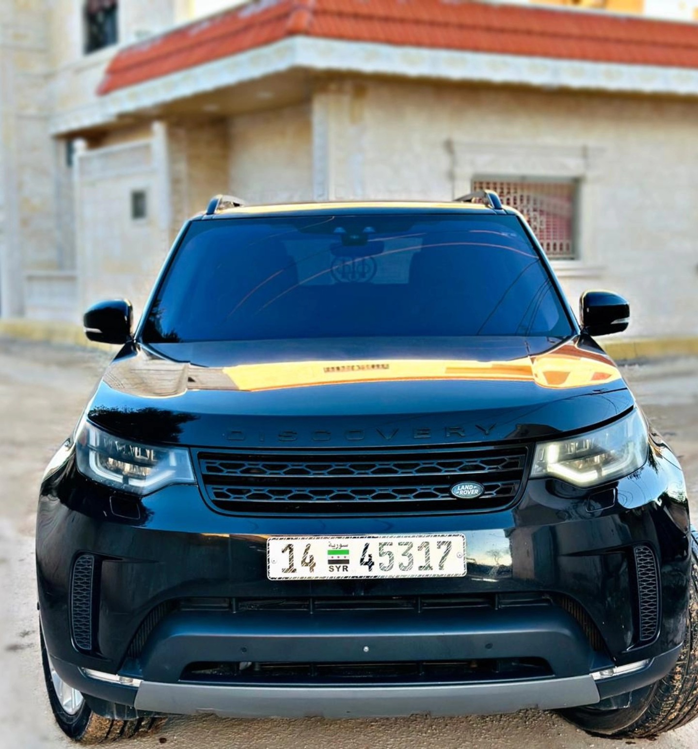 لاند روفر ديسكفري 2017 - صورة 2