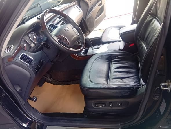 هيونداي ازيرا 2010 - صورة 2