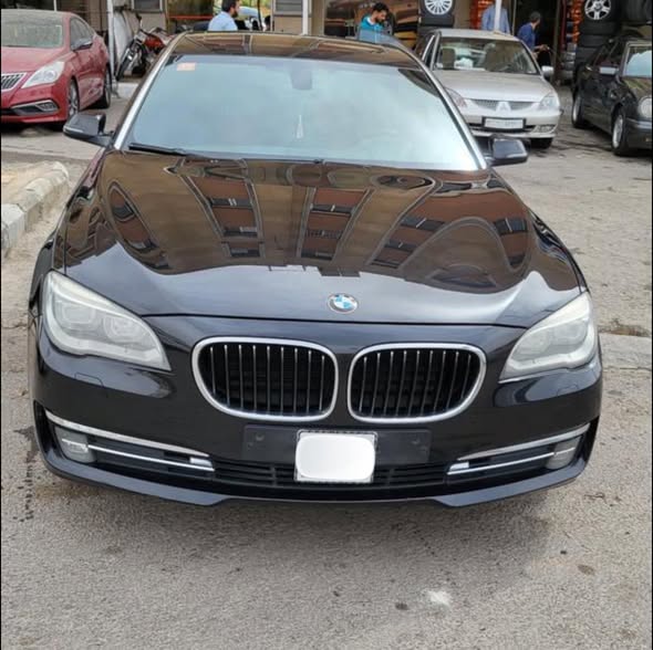 Bmw 730li 2015 - صورة 1