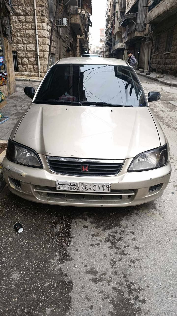 هوندا لاستي 2001 - صورة 3