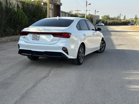 كيا فورتي k3 2023 - صورة 1