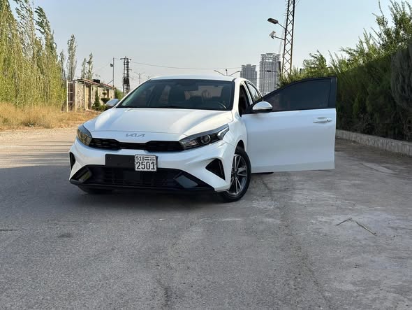 كيا فورتي k3 2023 - صورة 3