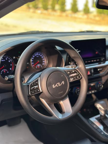 كيا فورتي k3 2023 - صورة 4