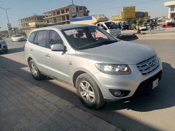 هيونداي سانتافي 2011 - صورة 1