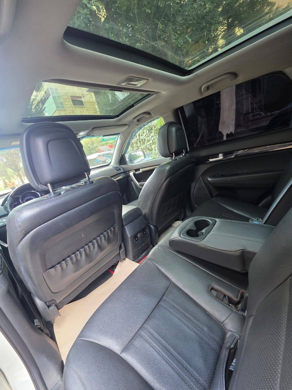 كيا سورينتو 2012 - صورة 4