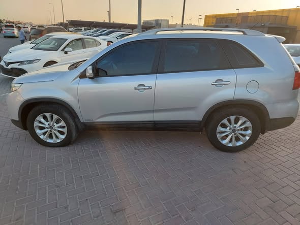 كيا سورينتو 2014 - صورة 4