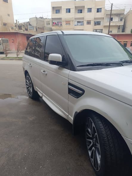 رنج روفر سبورت 2012 - صورة 2