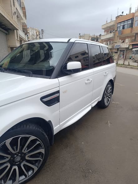 رنج روفر سبورت 2012 - صورة 3