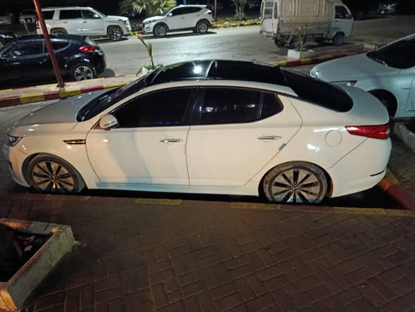 كيا اوبتيما 2011 - صورة 4