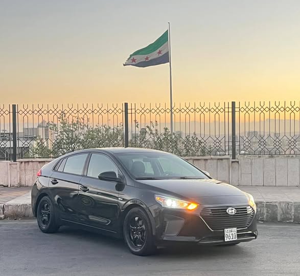 هيونداي آيونيك 2021 - صورة 1