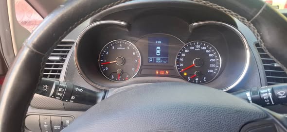 كيا سيراتو 2013 - صورة 4