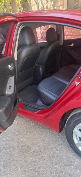 كيا سيراتو 2013 - صورة 5