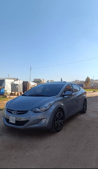 هيونداي افانتي 2011 - صورة 2