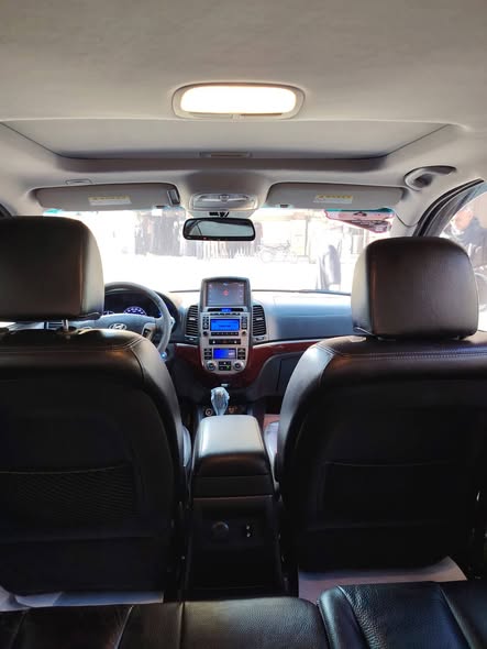 هونداي CM 2010 - صورة 3