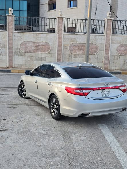 هونداي ازيرا 2012 - صورة 2