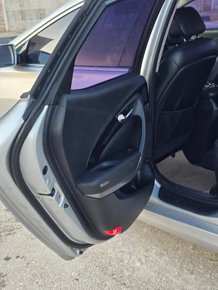 هونداي ازيرا 2012 - صورة 4