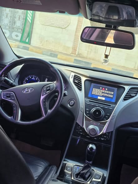 هونداي ازيرا 2012 - صورة 5