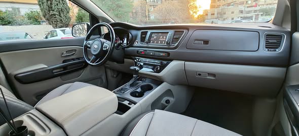 كيا سيدونا 2017 - صورة 3